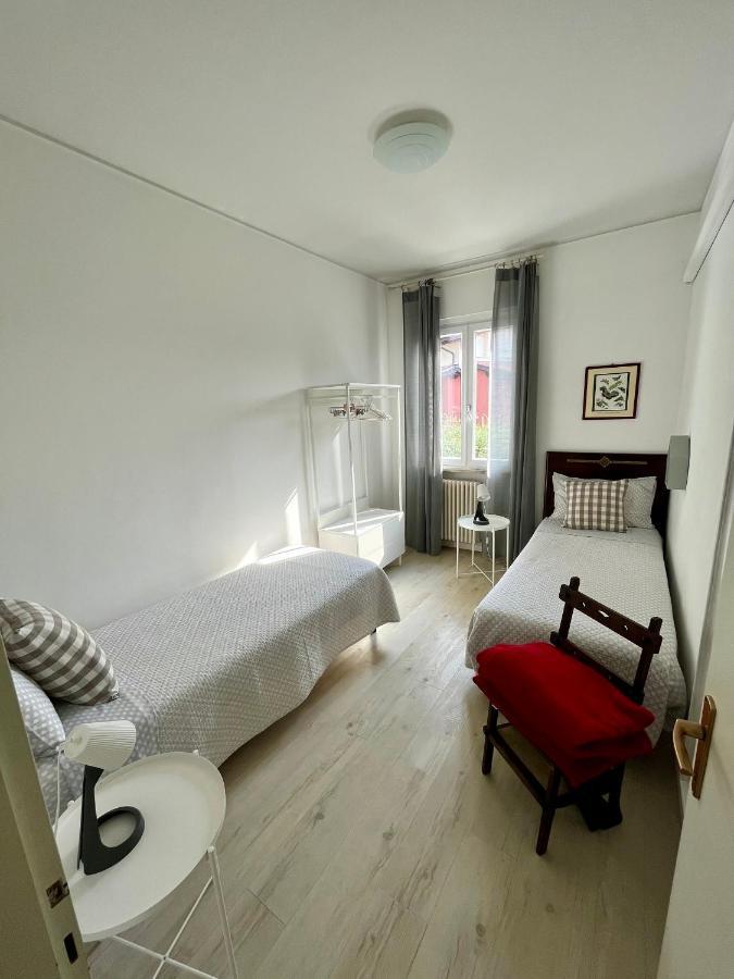 Your Familyapartment In Сирмионе Екстериор снимка