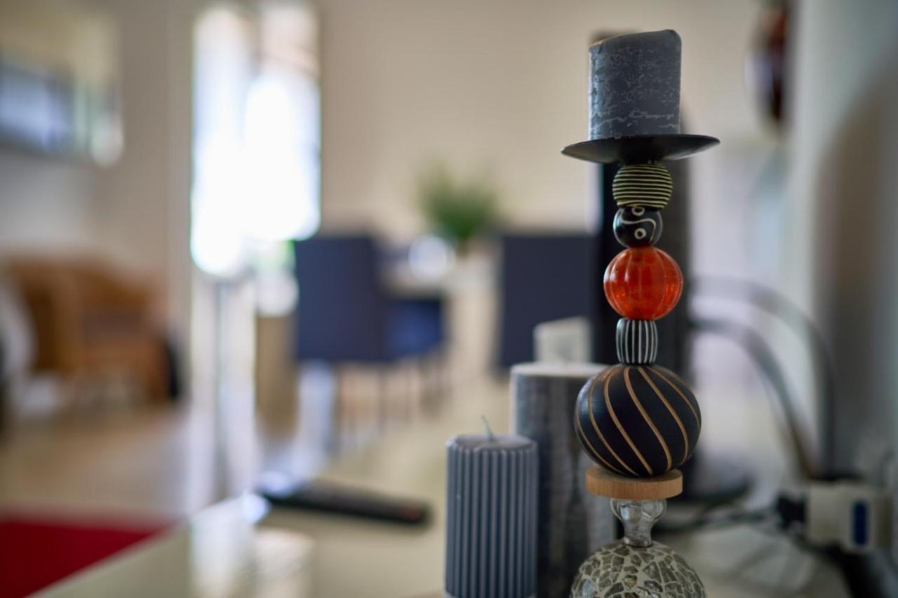 Your Familyapartment In Сирмионе Екстериор снимка