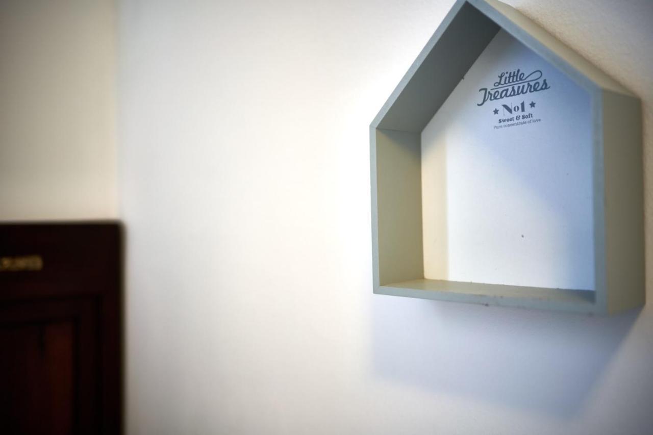 Your Familyapartment In Сирмионе Екстериор снимка