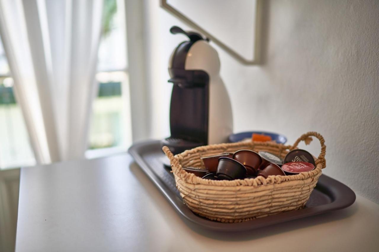 Your Familyapartment In Сирмионе Екстериор снимка